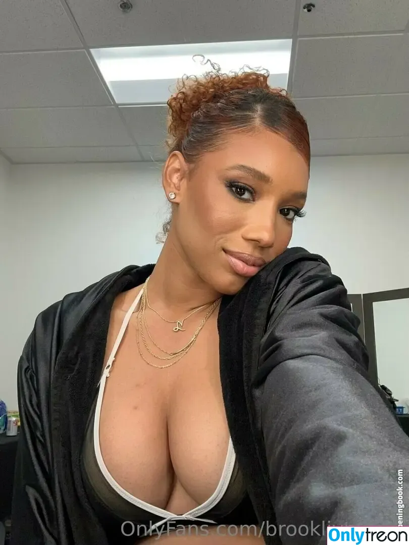 Brookliyn Wren голая photo #0317 (UFC Ring Girl / brookliyn_wren / helloBROOKLIYN)