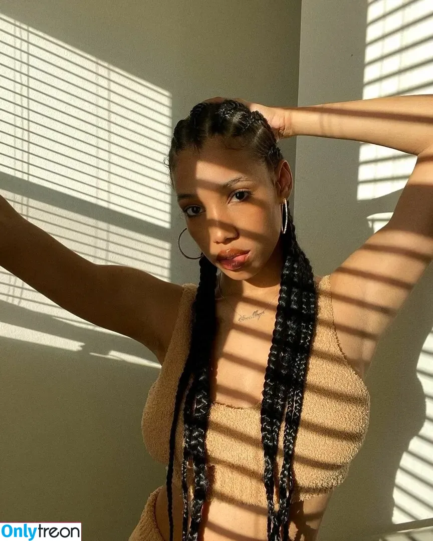 Brookliyn Wren nude photo #0358 (UFC Ring Girl / brookliyn_wren / helloBROOKLIYN)