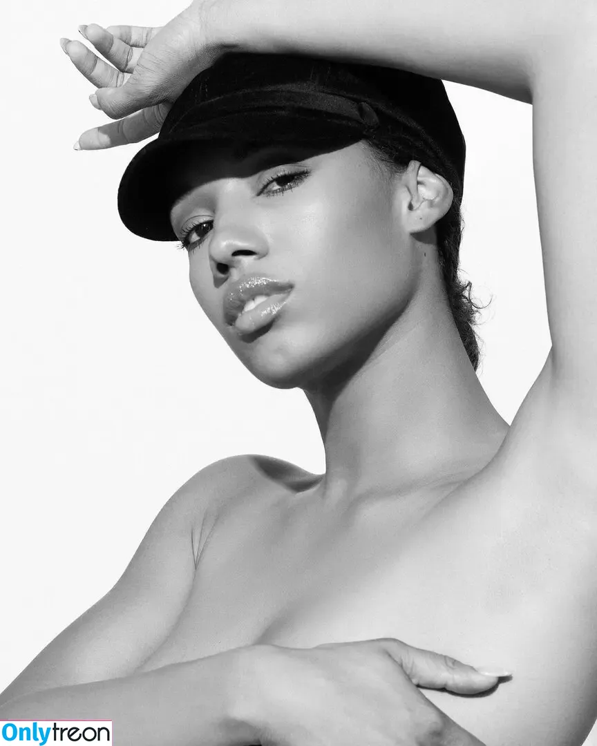 Brookliyn Wren nude photo #0359 (UFC Ring Girl / brookliyn_wren / helloBROOKLIYN)