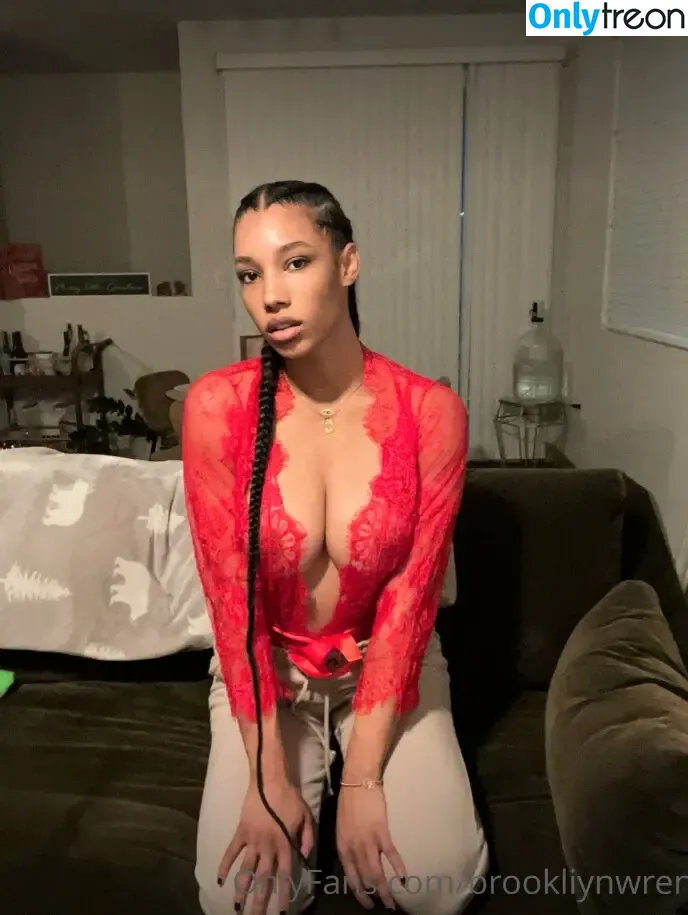 Brookliyn Wren nude photo #0562 (UFC Ring Girl / brookliyn_wren / helloBROOKLIYN)