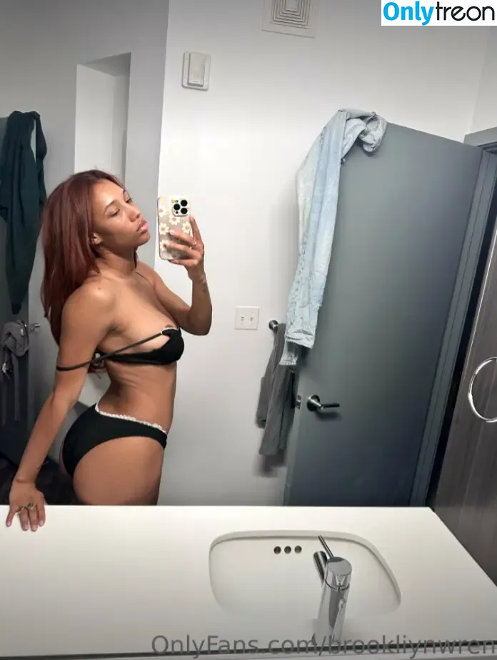 Brookliyn Wren голая photo #0686 (UFC Ring Girl / brookliyn_wren / brookliynwren / helloBROOKLIYN)