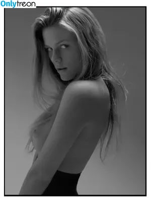 Brooklyn Decker / BrooklynDecker фото голая #0139