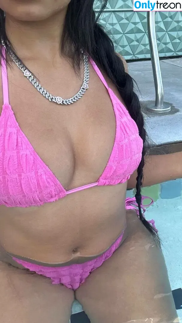 Brooklyn Queen nude photo #0014 (brooklynqueen03 / queenbrooklynx)