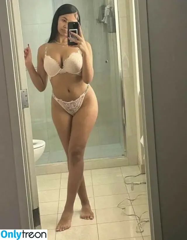 Brooklyn Queen nude photo #0018 (brooklynqueen03 / queenbrooklynx)