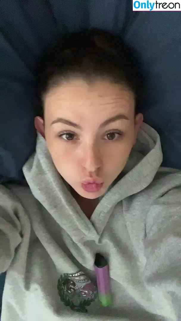 brooklynfigley nude photo #0074 (brooklyn_figley)