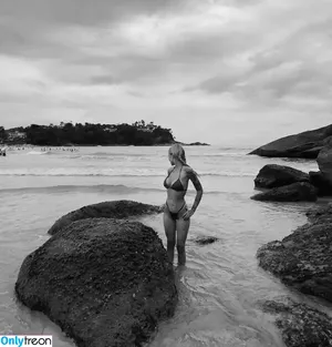 Brubrun1nha / Bruna Ungaretti nude photo #0077