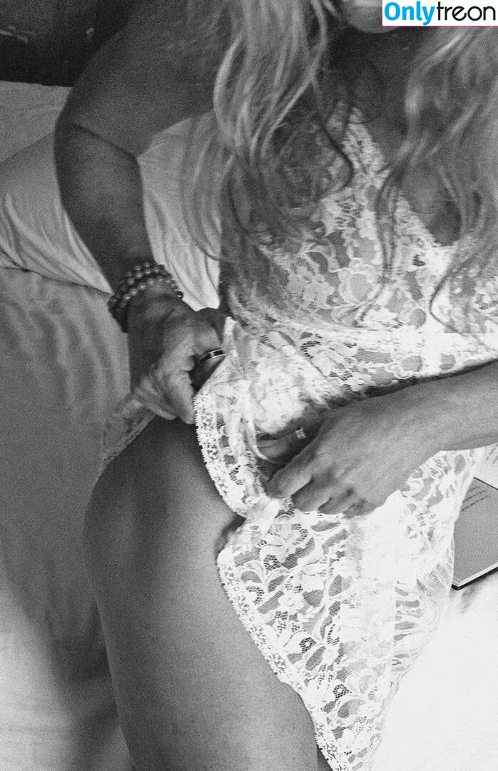 Bruna Lombardi nude photo #0038 (brunalombardi)