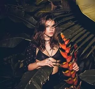 Bruna Marquezine / brumarquezine / brunamarquezine фото голая #0563