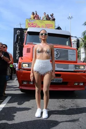 Bruna Marquezine / brumarquezine / brunamarquezine фото голая #0590