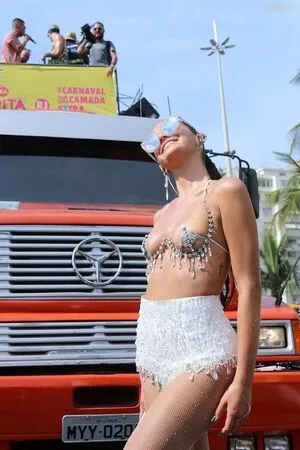 Bruna Marquezine / brumarquezine / brunamarquezine фото голая #0592