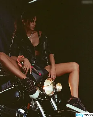 Bruna Marquezine / brumarquezine / brunamarquezine фото голая #0714