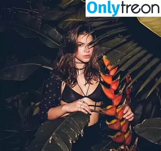 Bruna Marquezine голая photo #0563 (brumarquezine / brunamarquezine)