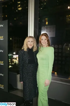 Bryce Dallas Howard / brycedhoward фото голая #0951