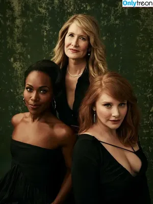 Bryce Dallas Howard / brycedhoward фото голая #0953