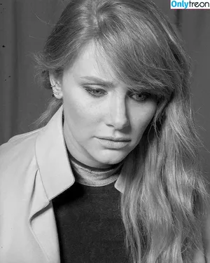 Bryce Dallas Howard / brycedhoward фото голая #0954