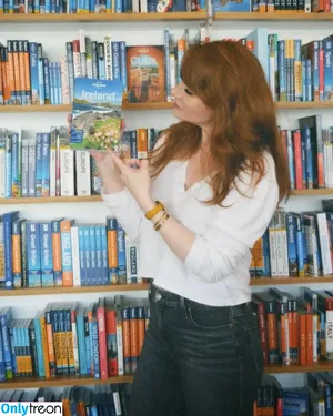 Bryce Dallas Howard / brycedhoward фото голая #0963