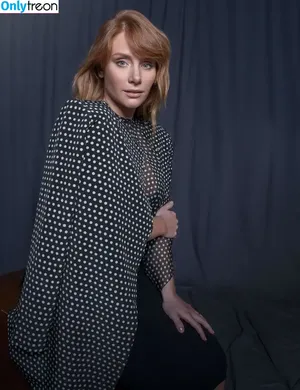 Bryce Dallas Howard / brycedhoward фото голая #0968