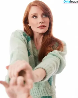 Bryce Dallas Howard / brycedhoward фото голая #0973