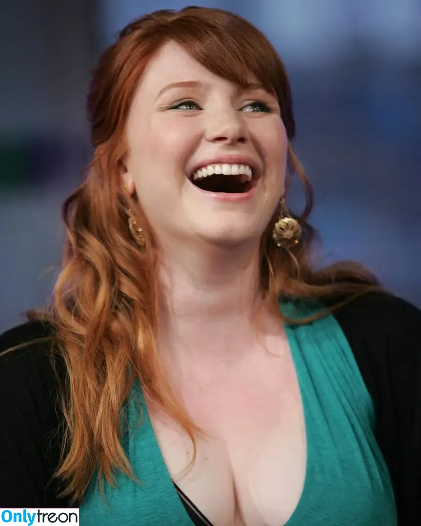 Bryce Dallas Howard nude photo #0922 (brycedhoward)