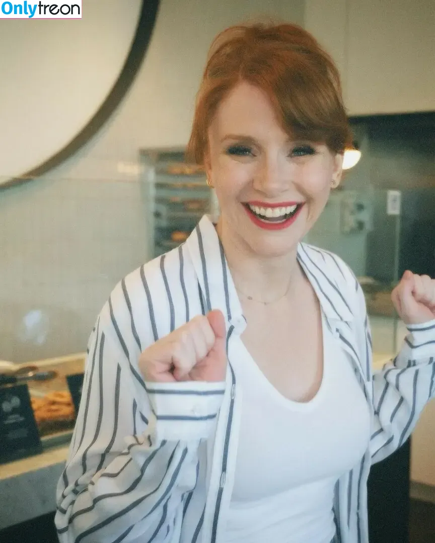 Bryce Dallas Howard голая photo #0983 (brycedhoward)