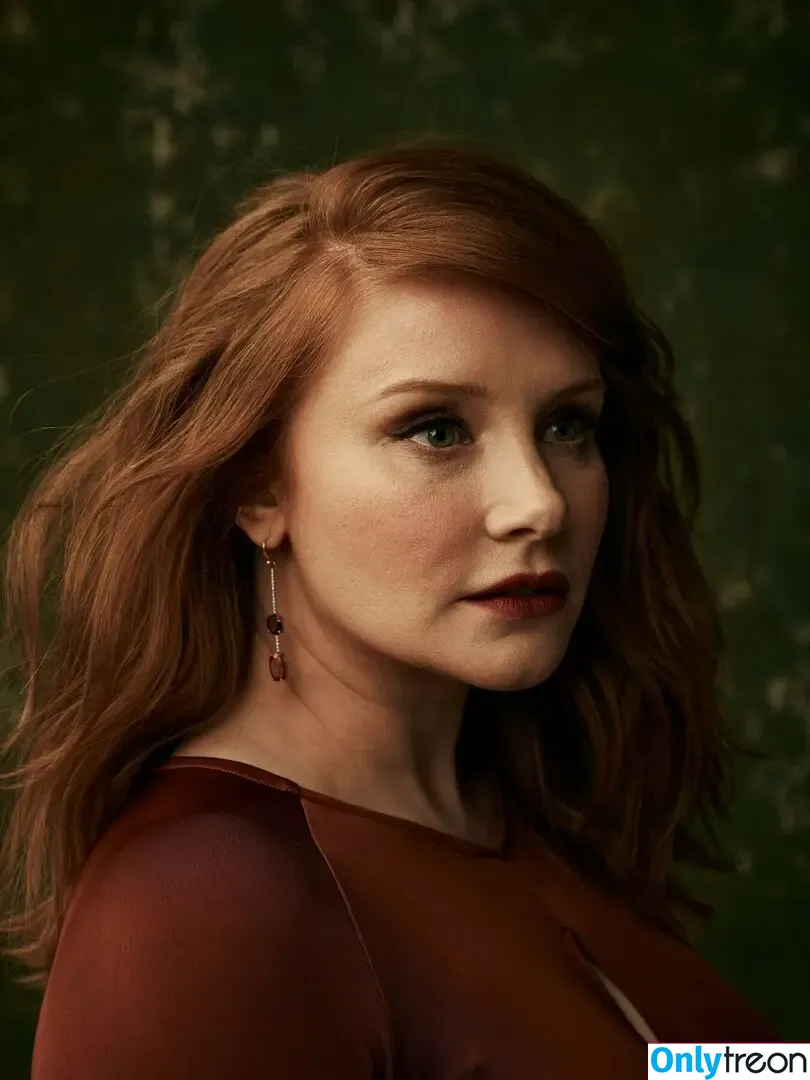 Bryce Dallas Howard голая photo #0987 (brycedhoward)