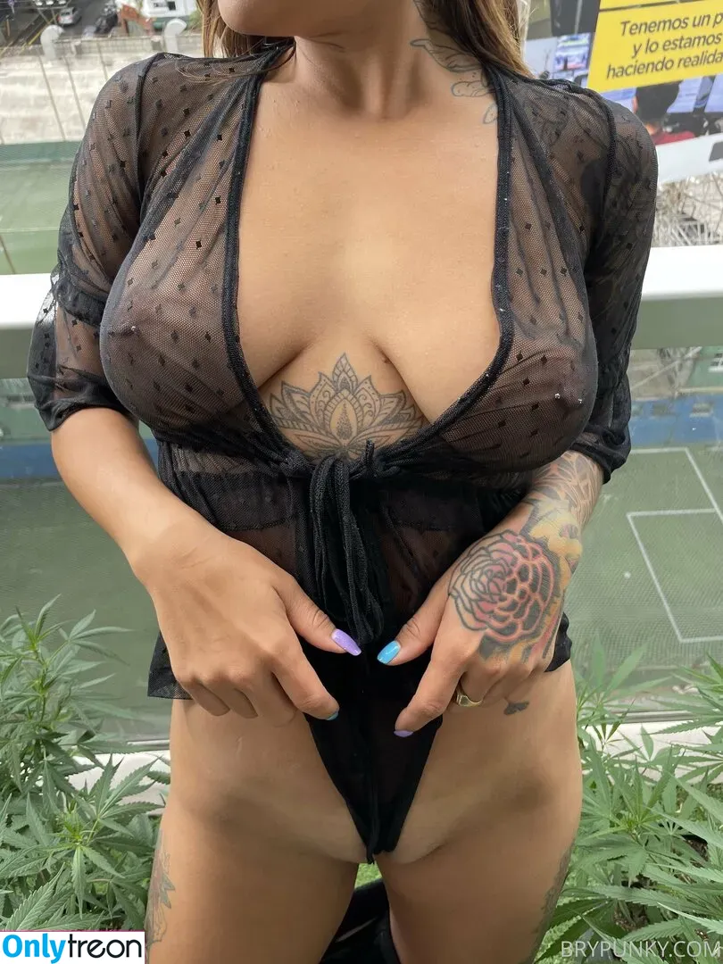 Brypunky nude photo #0105 (brylovescoffee)