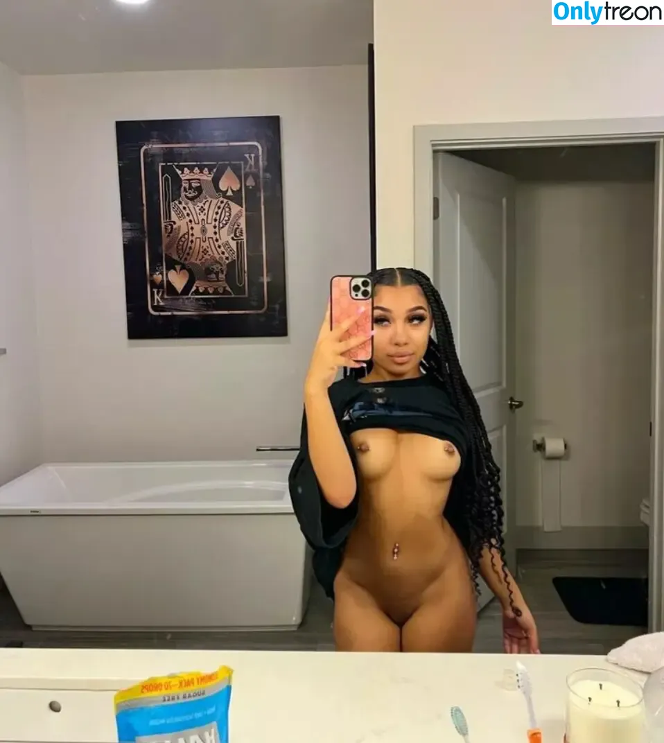 Bubble Booty nude photo #0016 (naturalchina)