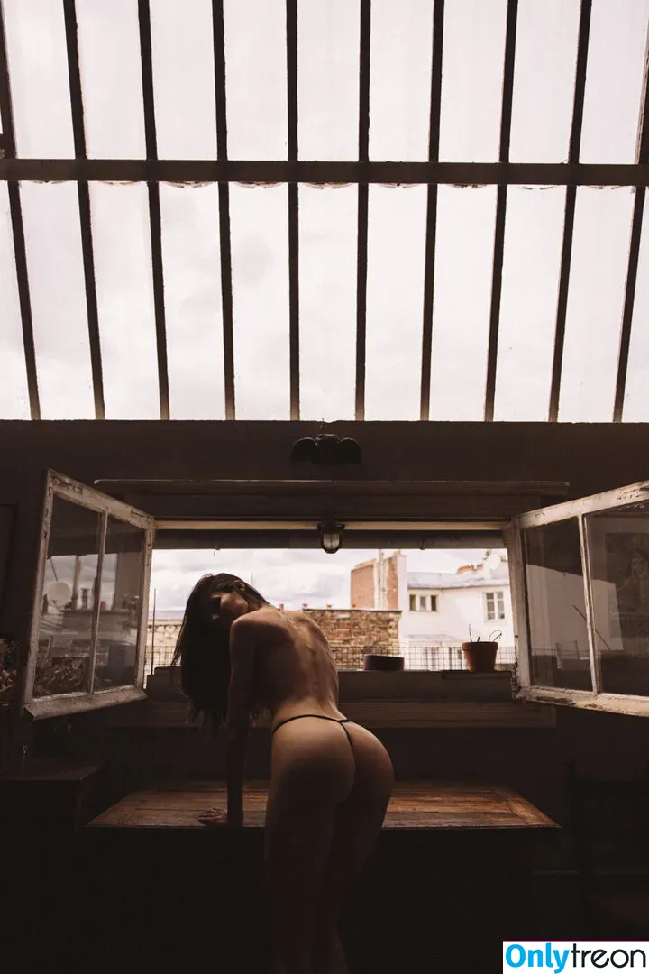 Budai Brigi nude photo #0085 (budaibrigi)