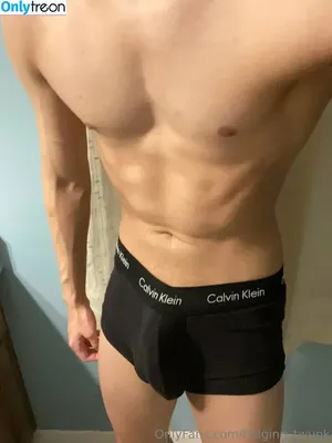bulging_twunk / awkwardbulging фото голая #0003