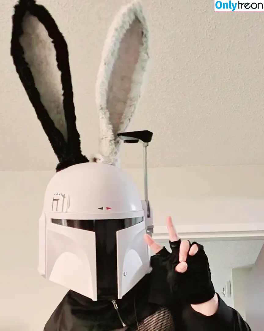 bunnymando nude photo #0103 (bunnymon.tv)