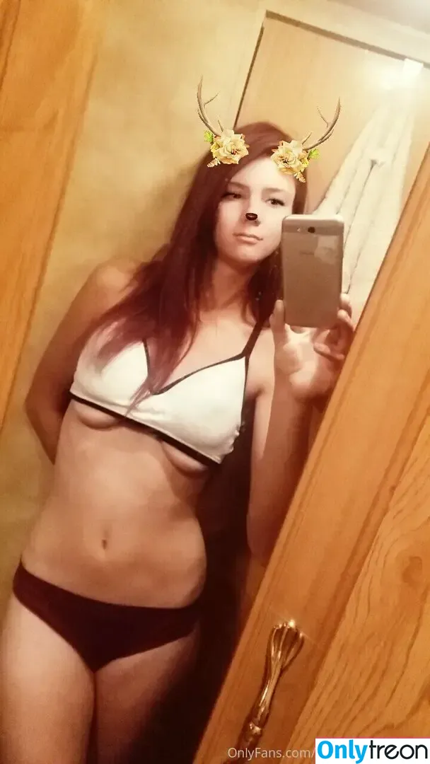 bunnyqueen20961 nude photo #0002 (thatonechick2096)