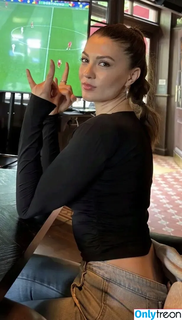 Burcu Özberk голая photo #0005 (Burcu Ozberk / burcuozberk)