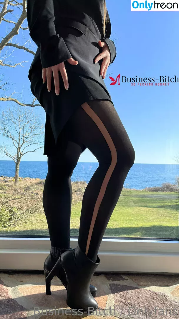 businessbitch2020 nude photo #0104 (businessbitch2020)