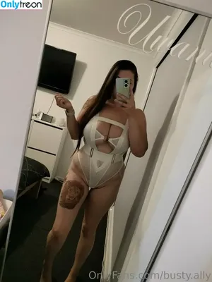 busty.ally / bustyalli3 nude photo #0038