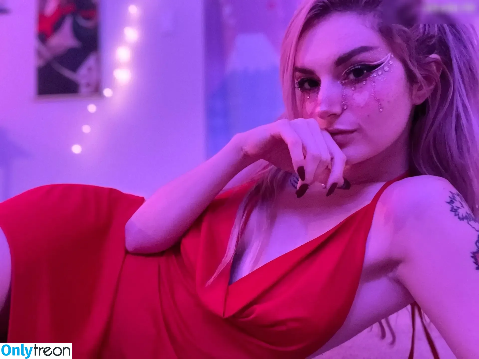 Busy B ASMR голая photo #1917 (busybasmr)