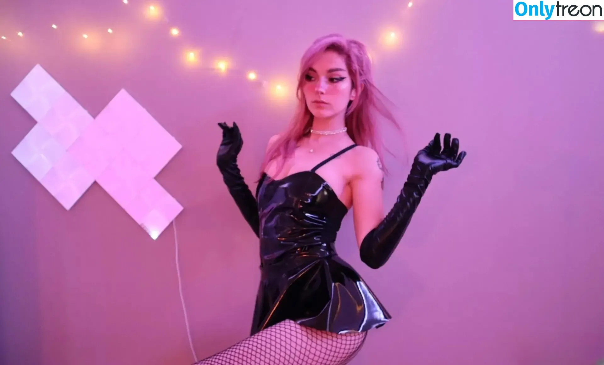 Busy B ASMR nude photo #1934 (busybasmr)