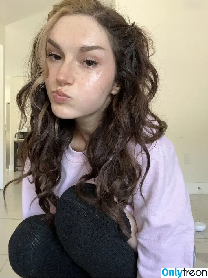 Busy B ASMR голая photo #1942 (busybasmr)