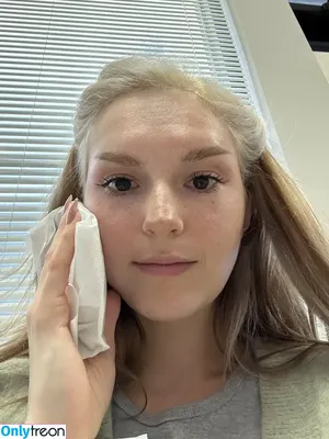 Busy B ASMR / busybasmr nude photo #2698
