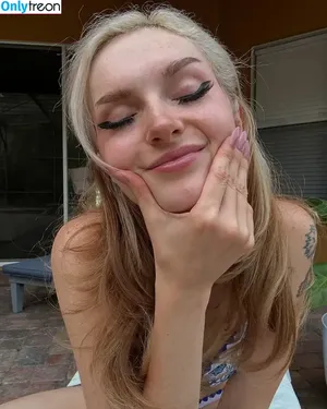 Busy B ASMR / busybasmr nude photo #2703