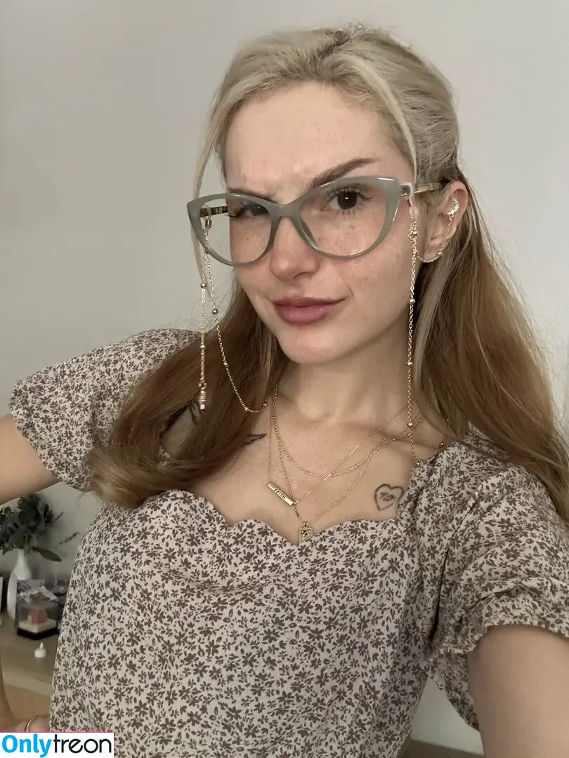 Busy B ASMR nude photo #2709 (busybasmr)
