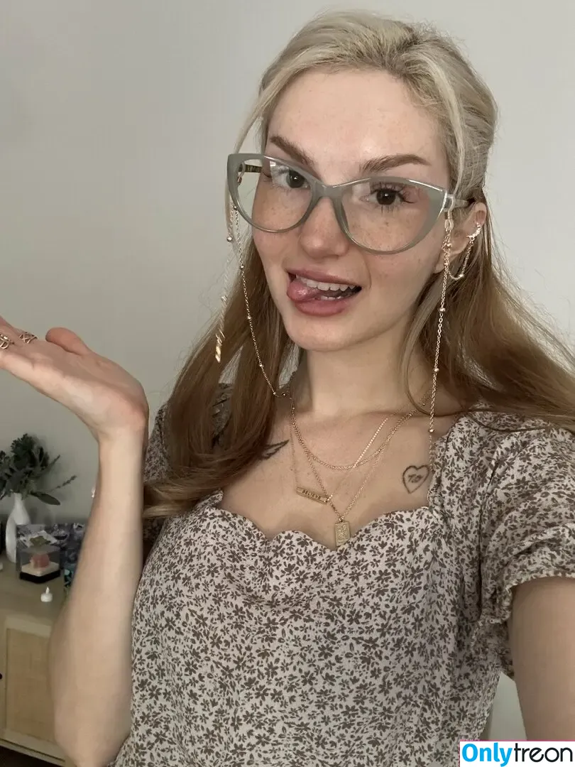 Busy B ASMR nude photo #2710 (busybasmr)