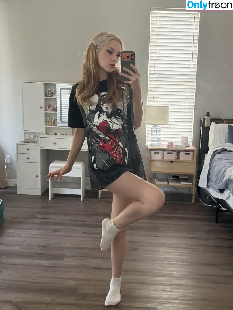 Busy B ASMR nude photo #3023 (busybasmr)