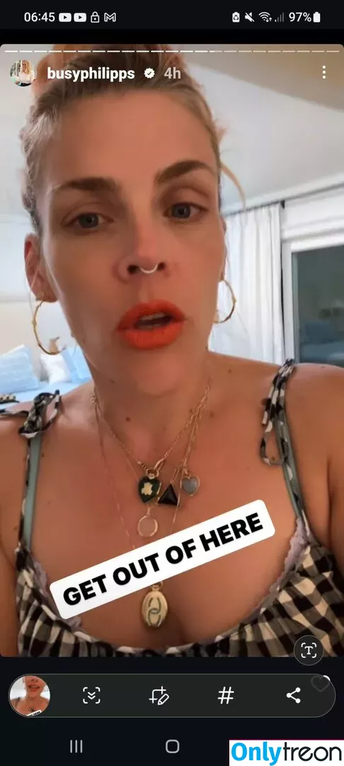 Busy Philipps голая photo #0117 (busyphilipps)