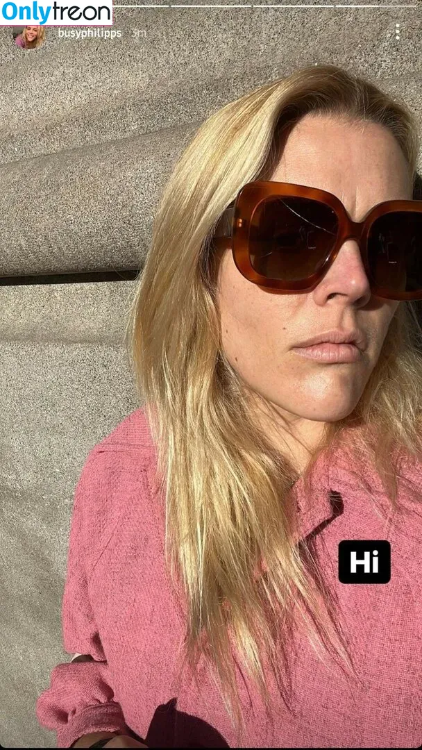 Busy Phillips голая photo #0057 (busyphilipps)