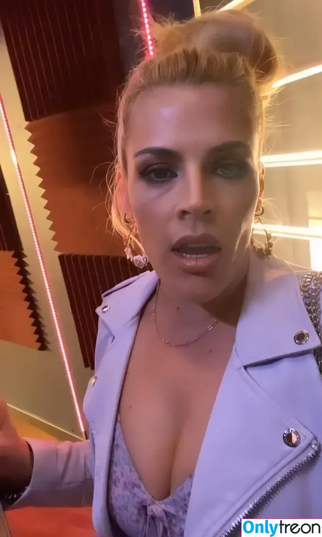 Busy Phillips голая photo #0112 (busyphilipps)