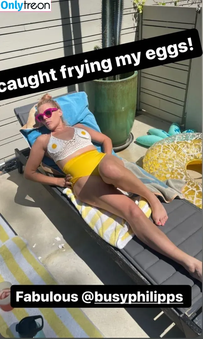 Busy Phillips голая photo #0125 (busyphilipps)