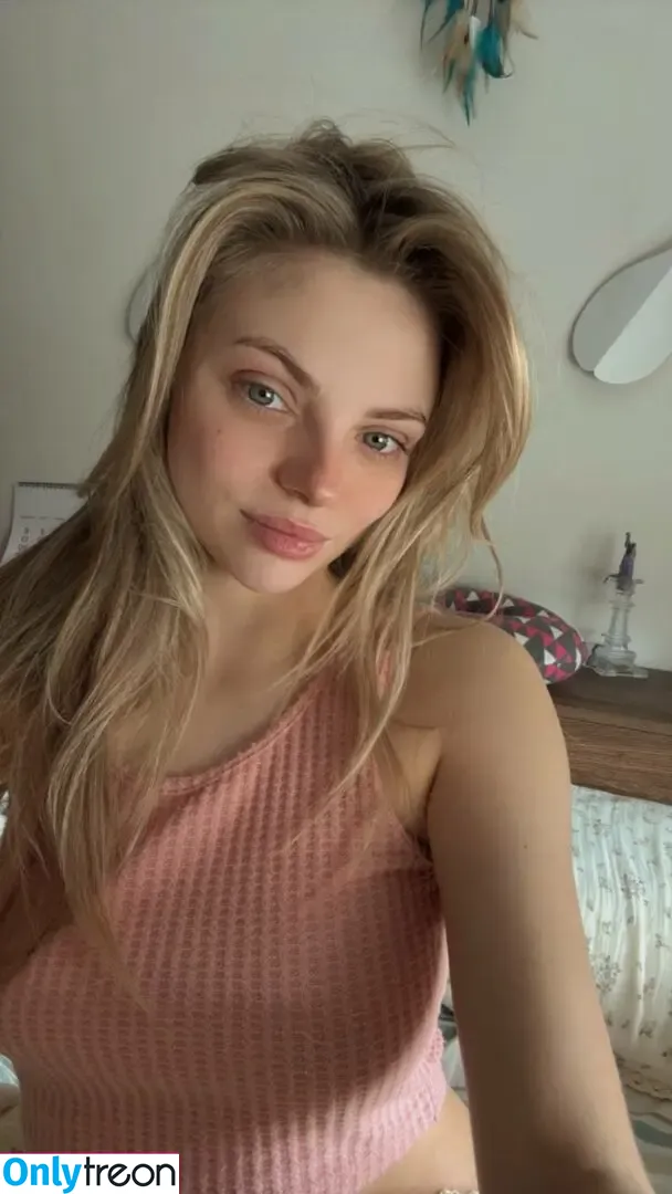 busya18plus nude photo #0802 (busya18)