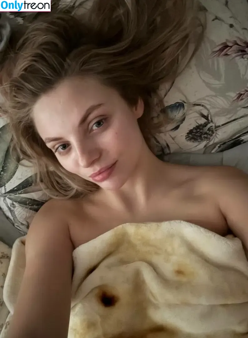 busya18plus nude photo #0941 (busya18)