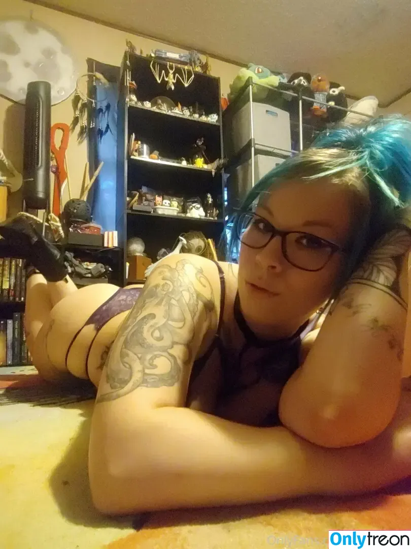 buxombat nude photo #0029 (buxombambi)