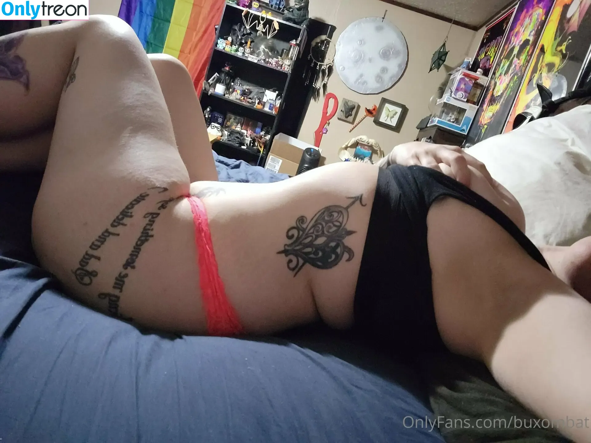 buxombat nude photo #0067 (buxombambi)